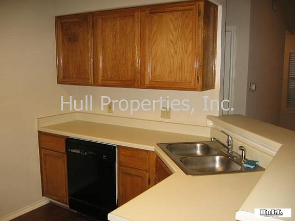 4th image of 12919 Steeple Chase Dr