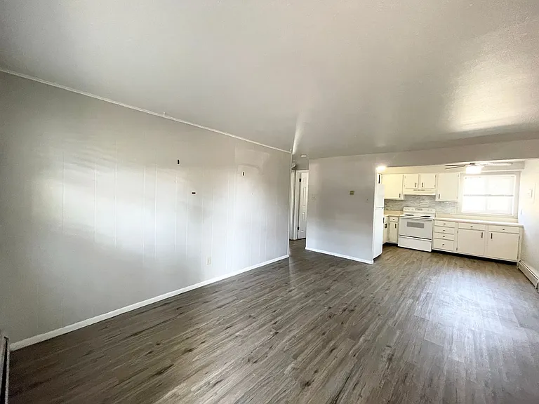 4413 Forrest Hill Rd — Photo 11