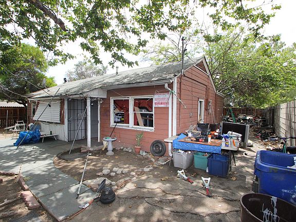 2nd image of 6829 Bellaire Ave