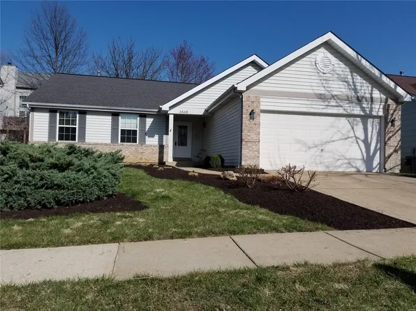 4546 Southridge Meadows Dr, Saint Louis, MO 63128