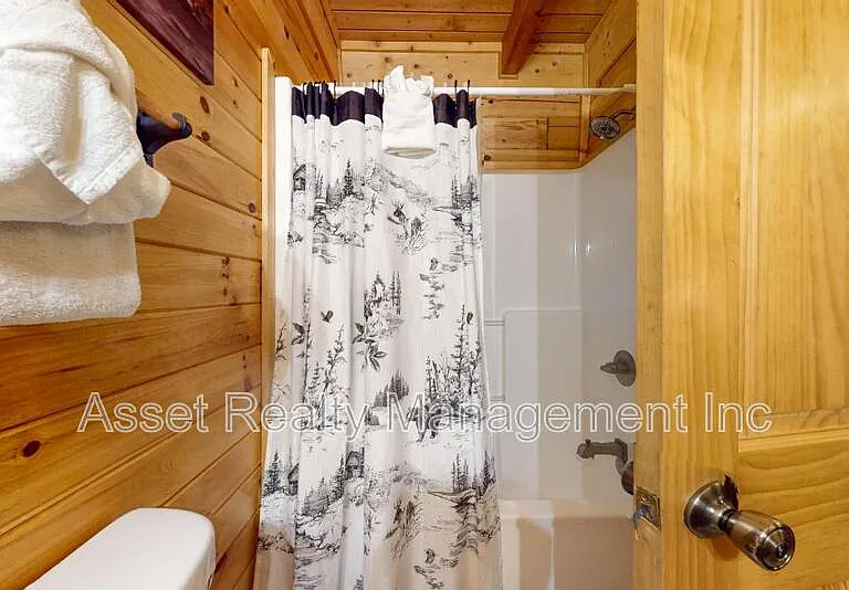 2632 Camden Way — Photo 10