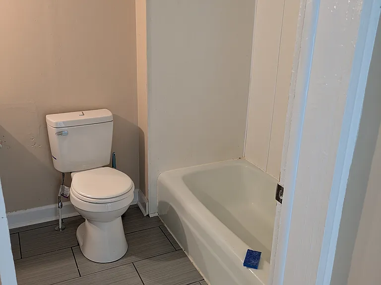 371 W Water St #A — Photo 12