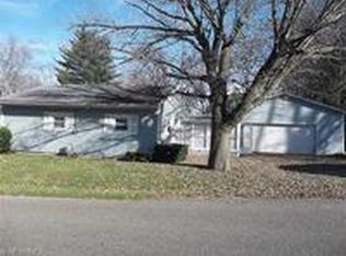 5395 Dahlia Dr NE, Thornville, OH