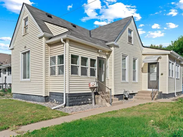 611 Broadway St NE, Minneapolis, MN 55413