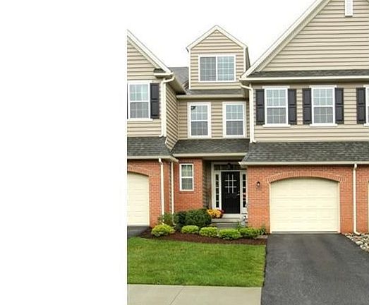 2nd image of 105 Ladbroke Ln