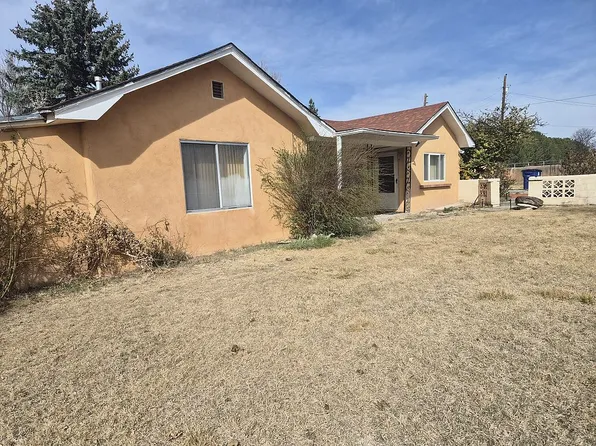 1324 Simmons Ln, Espanola, NM 87532
