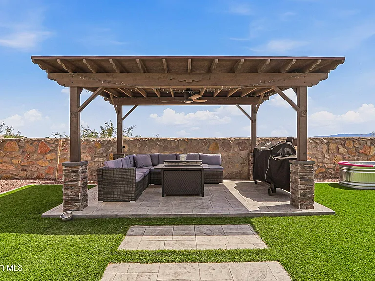 7392 Norte Brasil Dr — Photo 37