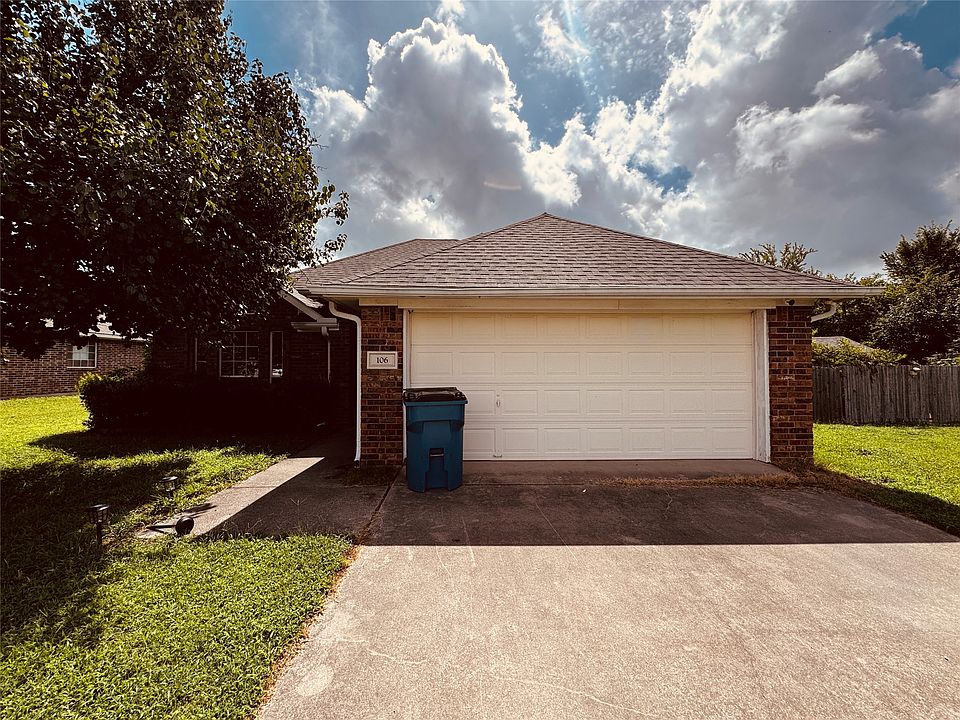 1st image of 106 Oak Ln