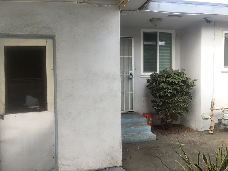 1070 Balboa Dr #2 — Photo 10
