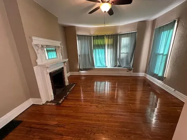 440 E 8th St #A, Alton, IL 62002