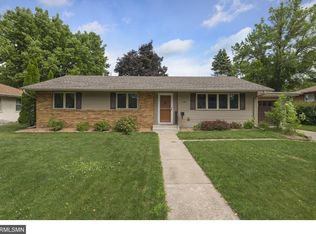 2807 33rd Ave NE, Saint Anthony, MN 55418