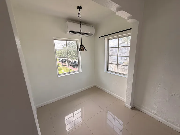 7124 Bay Dr #7 — Photo 24