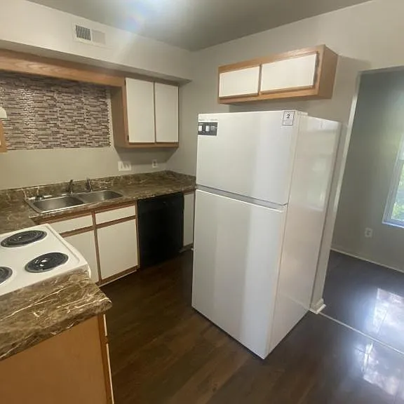 314 Ardale Dr #2E — Photo 10
