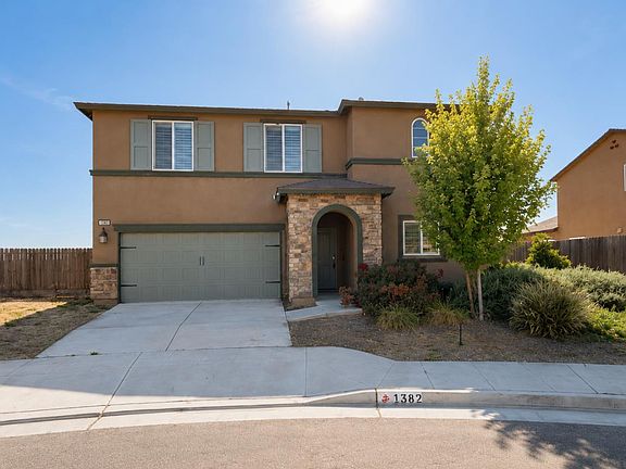 2nd image of 1382 Shoreline Dr
