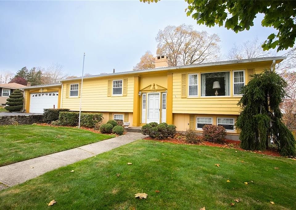 30 Linwood Dr, Johnston, RI 02919 Zillow