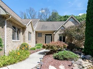 4197 Pinckney Rd, Howell, MI 48843