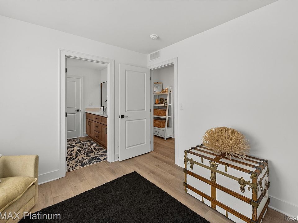 2237 Knotty Pine Trl, photo 17