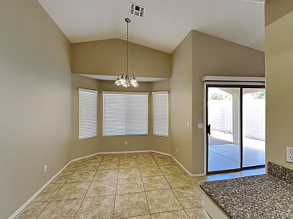 5th image of 9106 E Encanto St