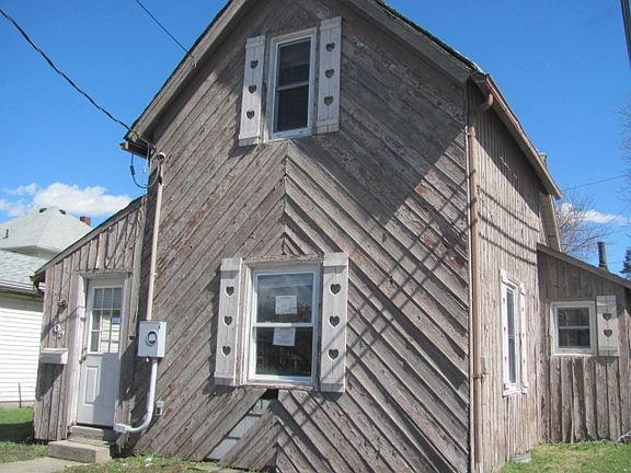 2nd image of 609 S 1st St