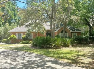 1750 Regatta Dr, Fernandina Beach, FL 32034