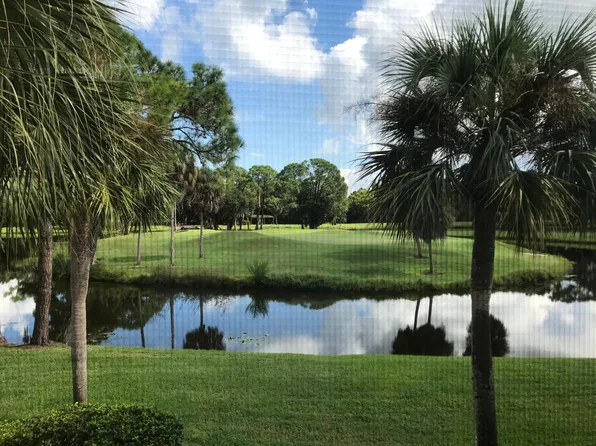 4574 Weybridge St, Sarasota, FL