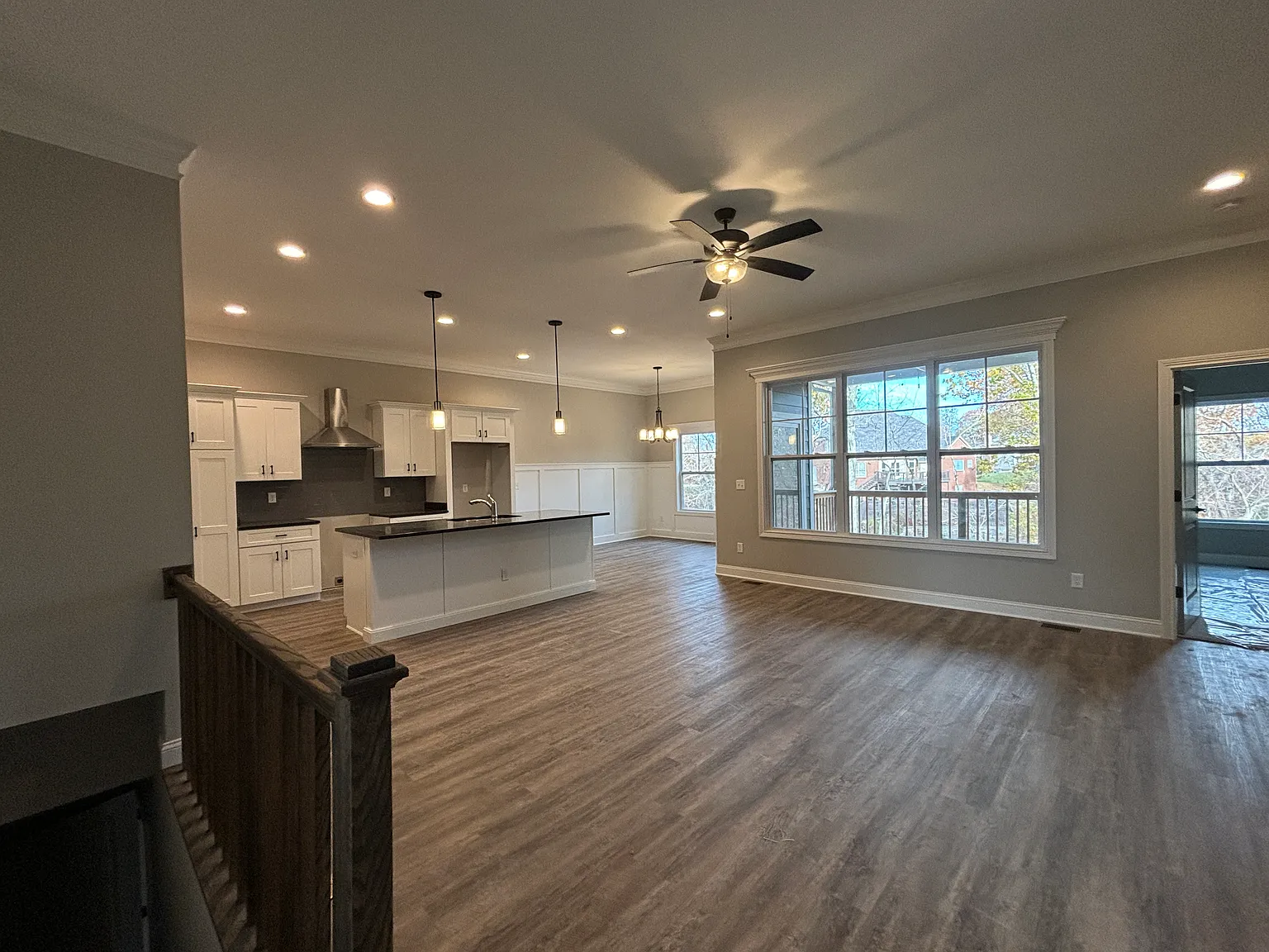 3 bed, 1710 sqft, $2,500 — Photo 2