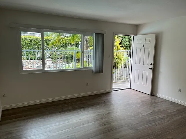 3204 Avenida Del Presidente #5 — Photo 2