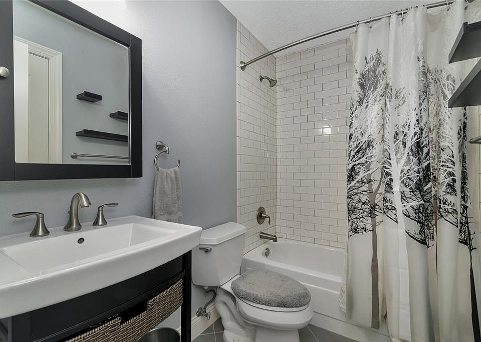 2018 FULL BATHROOM REMODEL