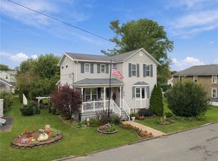 305 E 3rd St, Derry, PA 15627