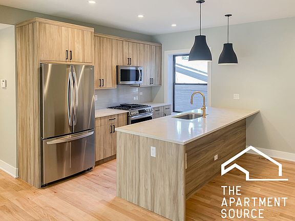 2nd image of 2545 N Campbell Ave #1