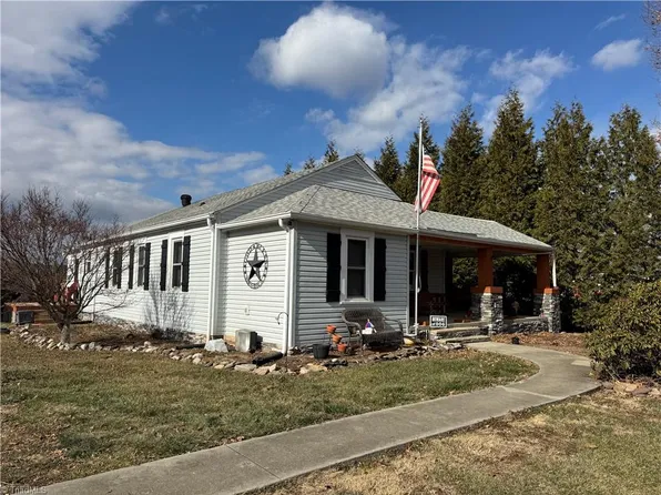 4325 Wilhelm Rd, Jonesville, NC 28642