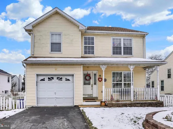 63 Marple Dr, Philadelphia, PA 19115