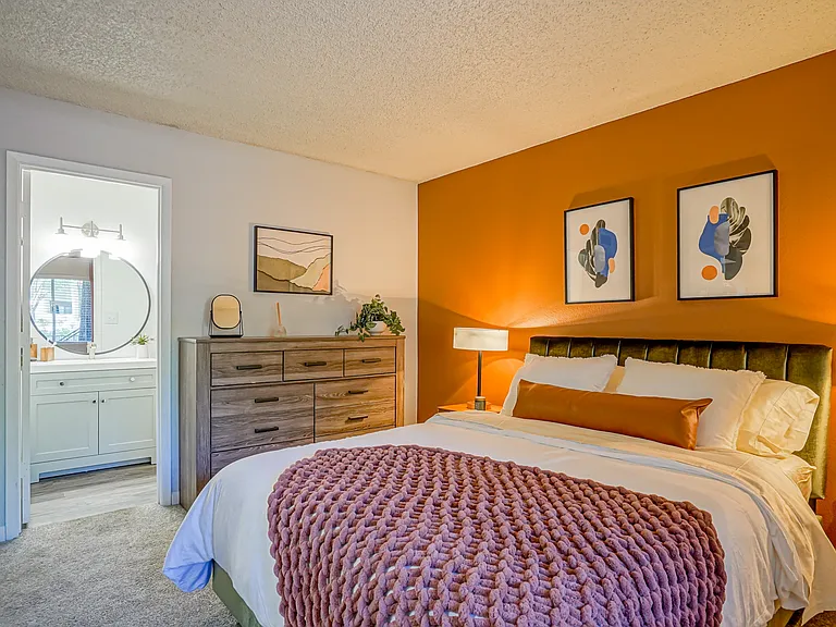 Master Bedroom - Platinum Interior