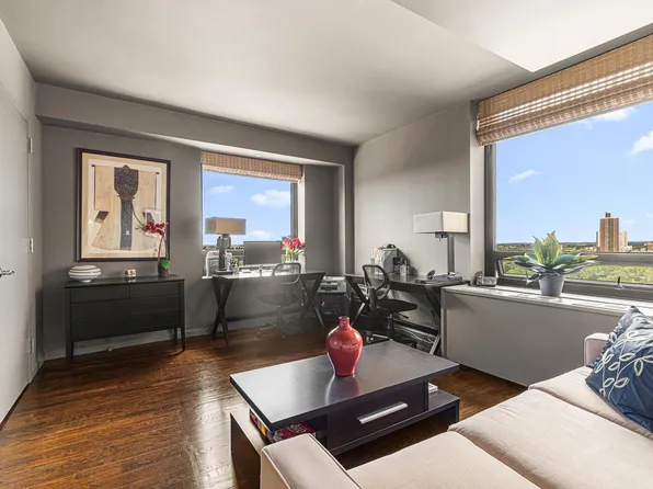 116-24 Grosvenor Lane image 7 of 10