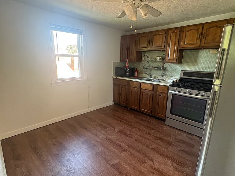 314 Tremont Ave #2 — Photo 4