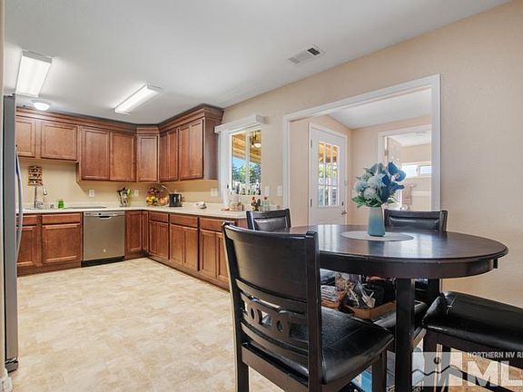 5th image of 1365 Plymouth Way