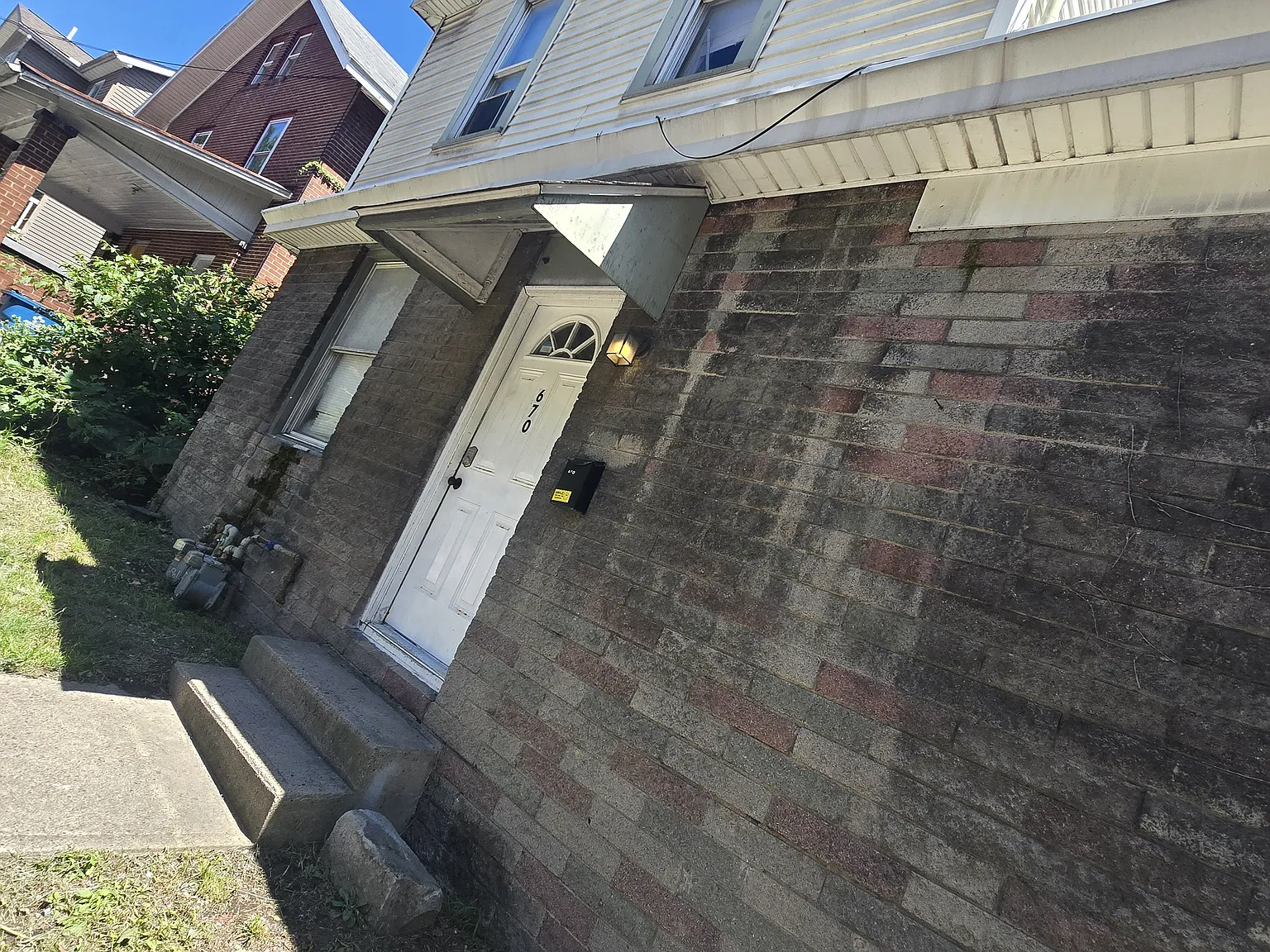 670 Willey St — Photo 1
