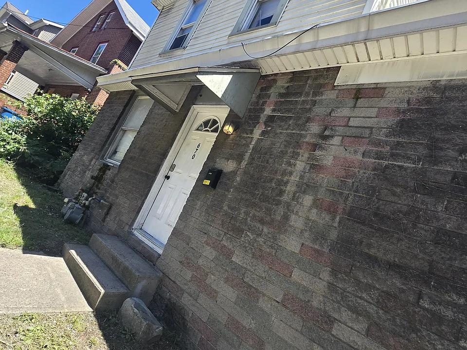 670 Willey St #670