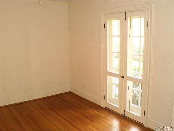 4th image of 507 N Arthur Ashe Blvd #8