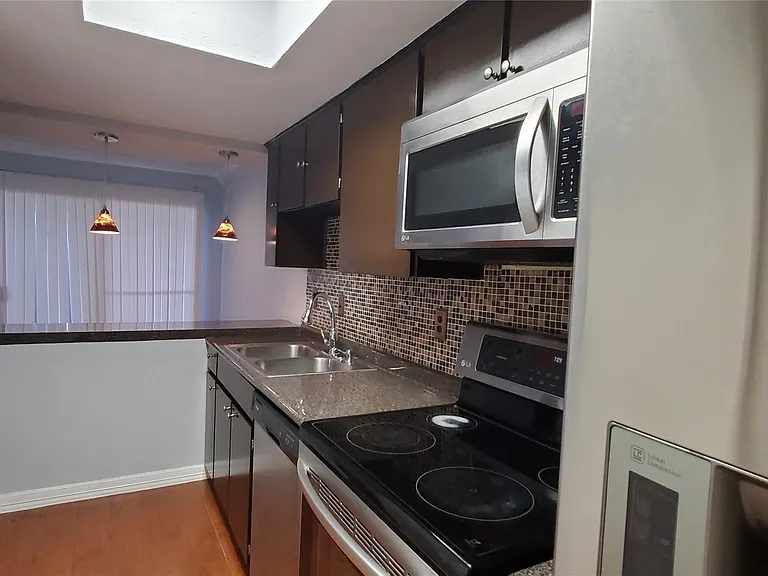 12818 Midway Rd #1076 — Photo 8
