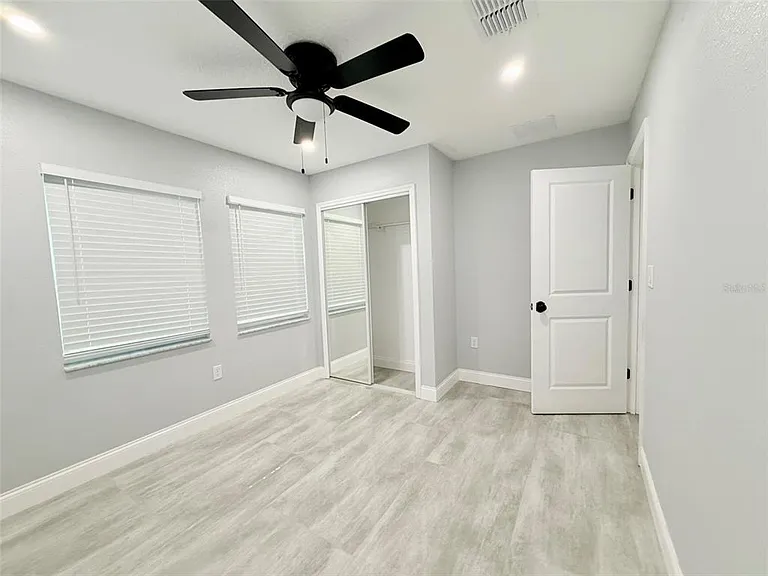1543 Heather Way — Photo 9