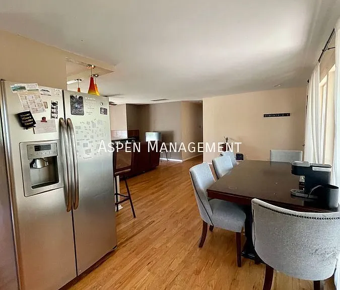 550 S 41st St — Photo 9