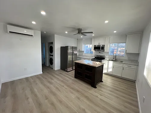 Hazelbrook Ave Photo 1