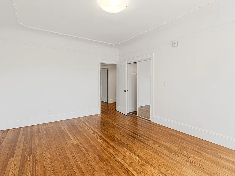 1801 Turk St #15 — Photo 6
