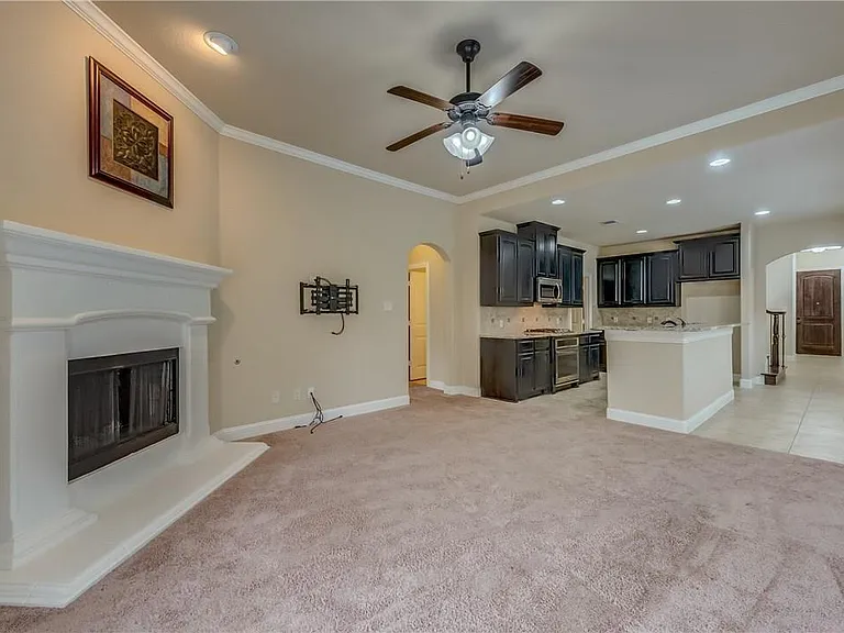 1428 Lauren Creek Ln — Photo 7