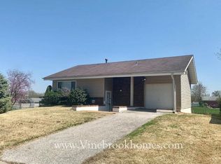 3662 Rudelle Dr, Florissant, MO 63031