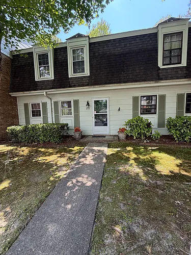 817 Seabury Ct #817 Photo 1