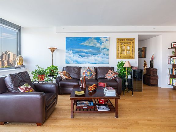 5th image of 4610 Center Blvd APT 2113