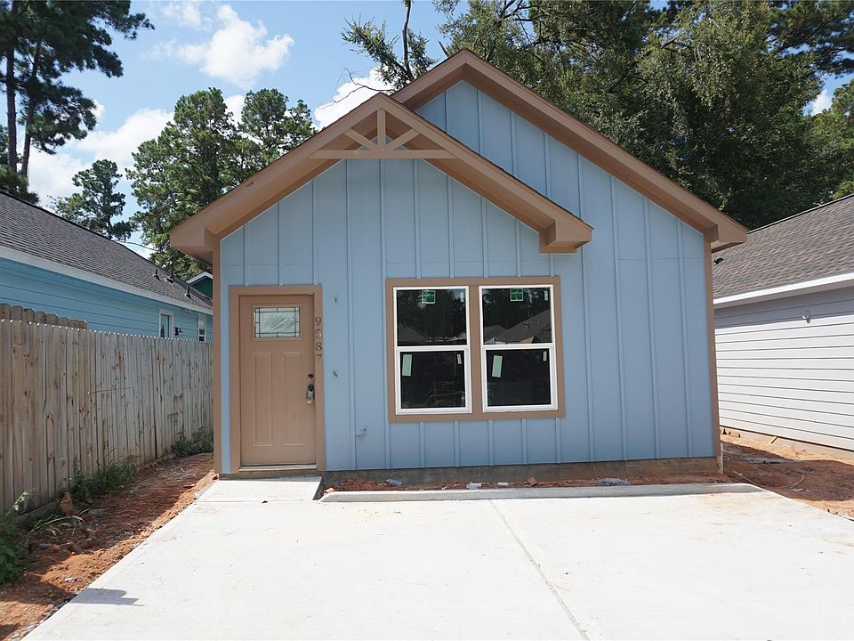 1st image of 9587 Darkwood Street
