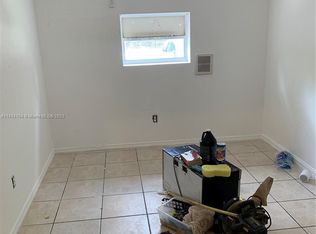 1170 NE 149th St #3, Miami, FL 33161